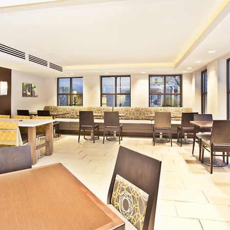 Holiday Inn Express Boston-Waltham By Ihg Kültér fotó