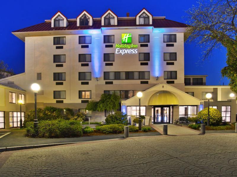 Holiday Inn Express Boston-Waltham By Ihg Kültér fotó
