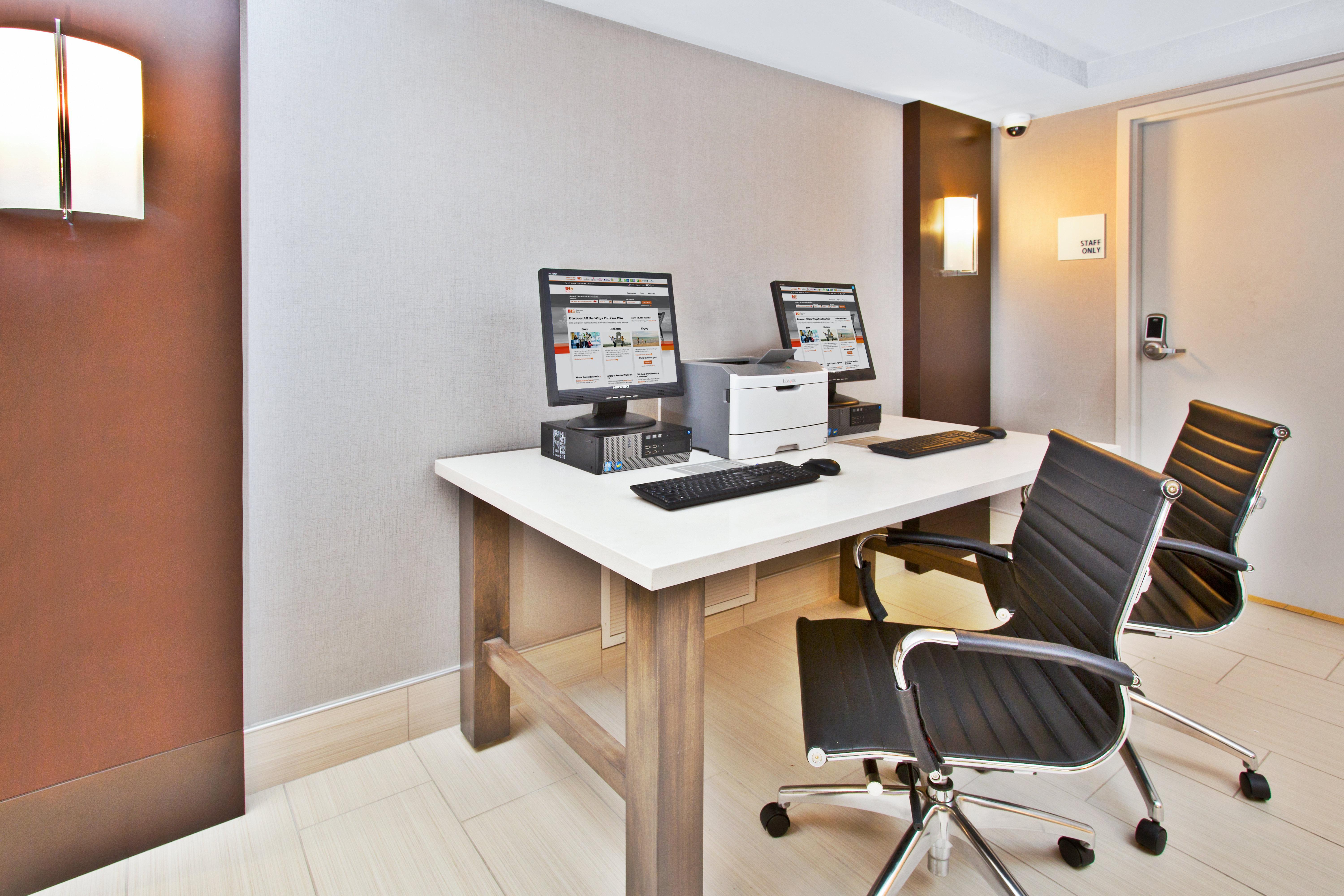 Holiday Inn Express Boston-Waltham By Ihg Kültér fotó