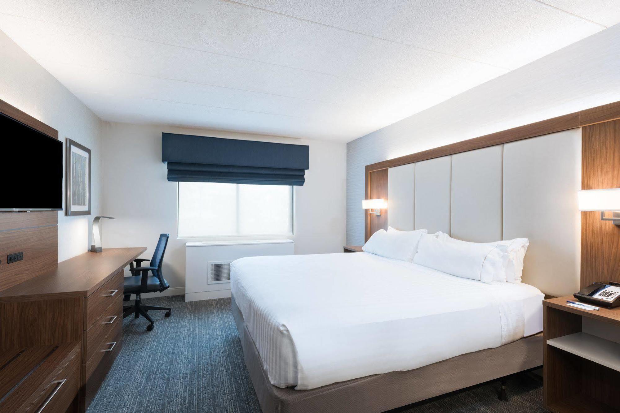 Holiday Inn Express Boston-Waltham By Ihg Kültér fotó