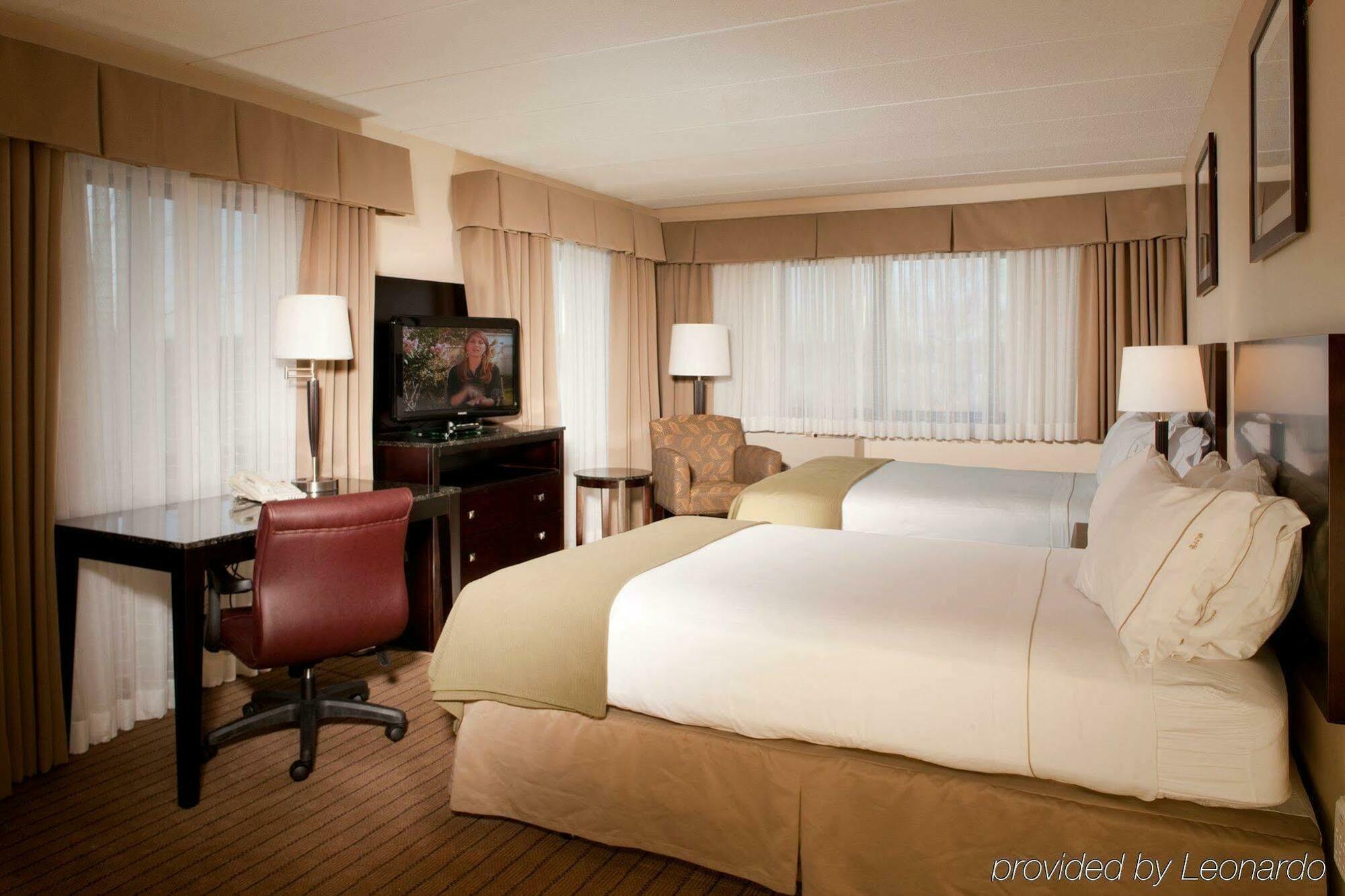 Holiday Inn Express Boston-Waltham By Ihg Kültér fotó